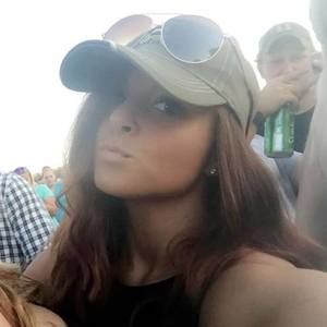 Meet your Posher, Ellie