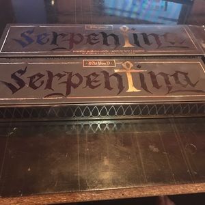 Kat Von D Serpintina palette