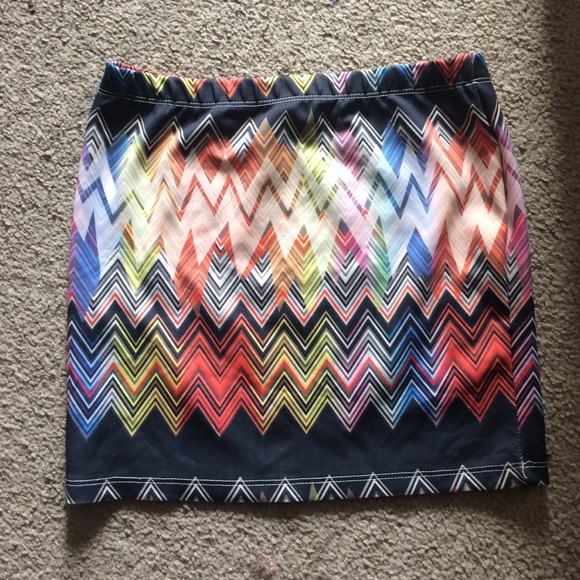 Chevron Print Mini Skirt