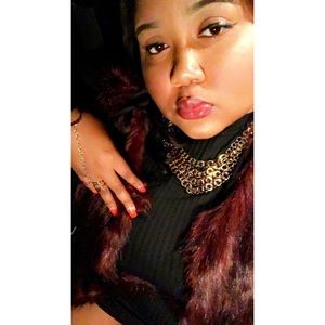 Meet your Posher, Kayanna