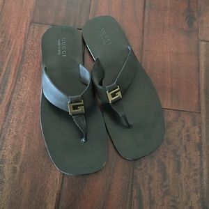 Men Gucci Thong Sandal
