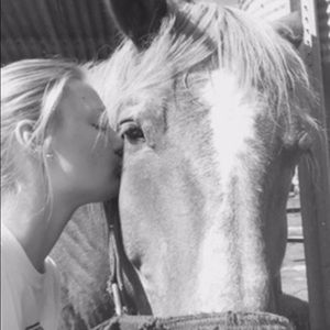 Meet your Posher, Andrea