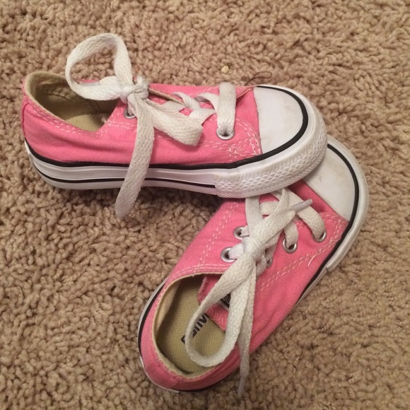 PINK Converse