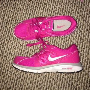 NIKE DUAL FUSION HOT PINK