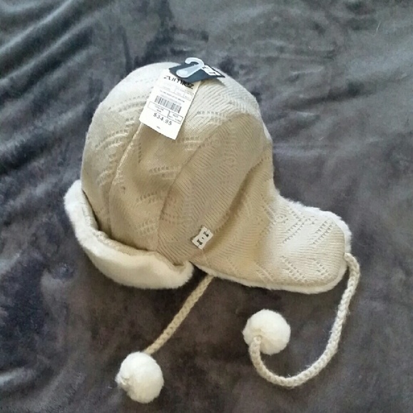 Winter hat white - Picture 2 of 3