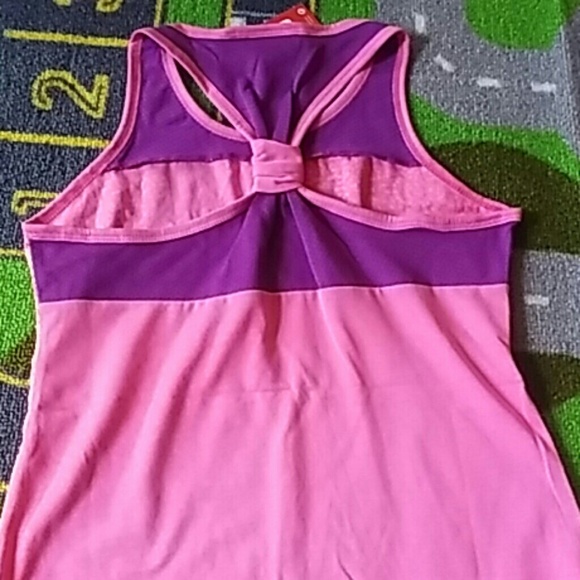 NWT Nike Tank - Picture 3 of 4