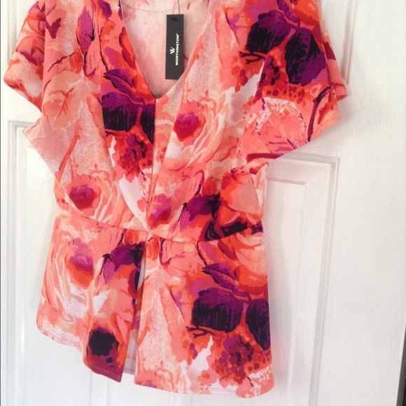 Flounce Peplum Top - Picture 3 of 4