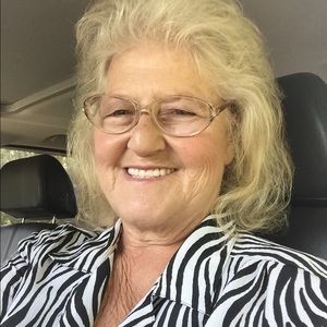 Meet your Posher, Rita