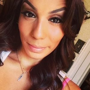 Meet your Posher, Rosa