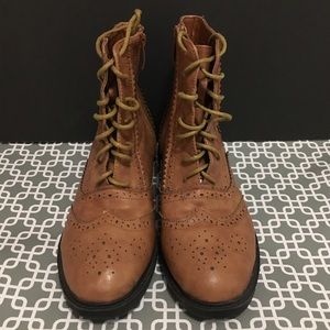Vegan lace-up Ankle Boots