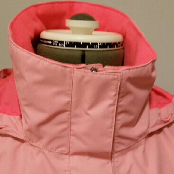 North Face dry vent pink/peach hooded jacket.