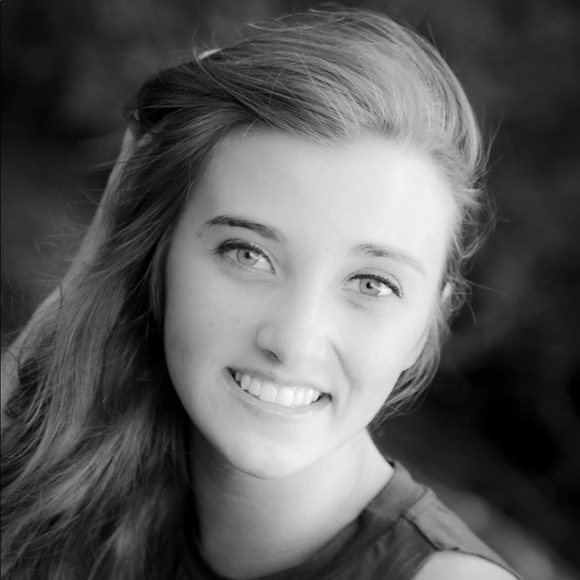 Happy poshing - Picture 2 of 8