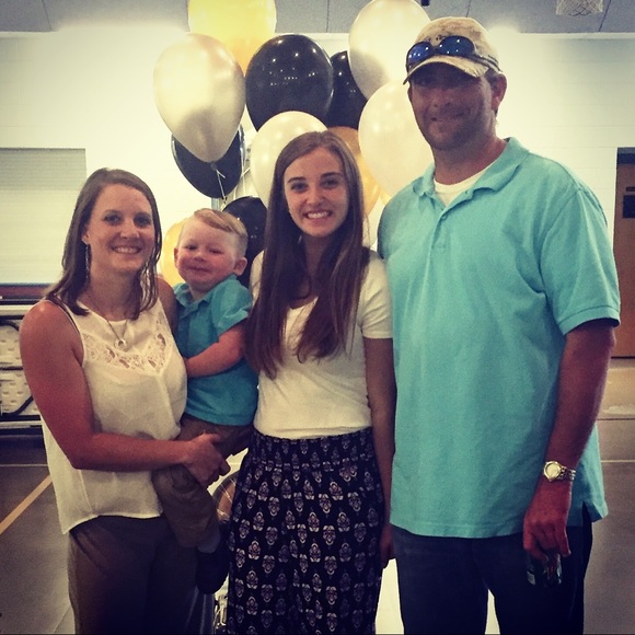 Happy poshing - Picture 5 of 8