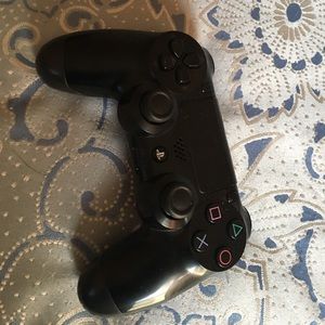PS4 Controller