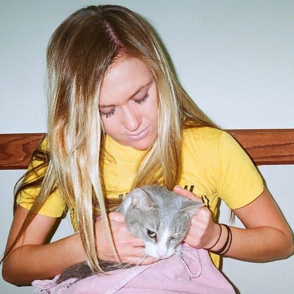 Meet your Posher, Alice