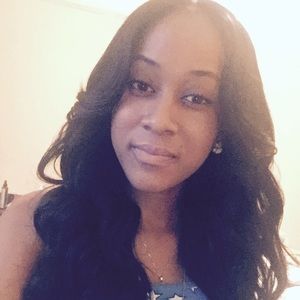 Meet your Posher, Lorielle