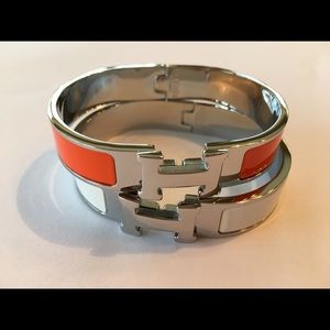 H bangle gold plated orange or white enamel 17 cm