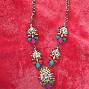 Statement necklace