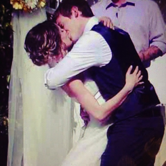 Meet your Posher, Jonathan - Picture 2 of 3