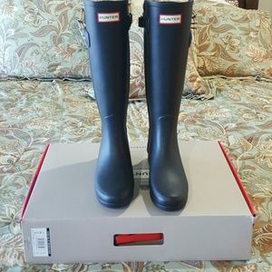 Hunter rainboots...Brand new!