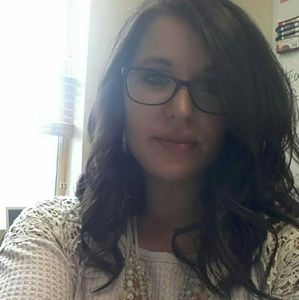 Meet your Posher, Mallory