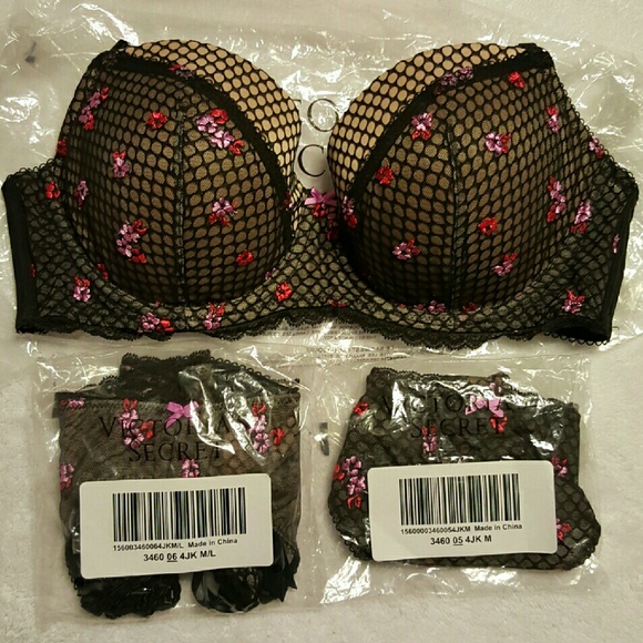 Victoria Secret Dream Angels Bra Thong Garter belt - Picture 1 of 4