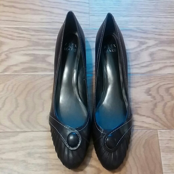 Women's Alex Marie 6M Brown ballet flats