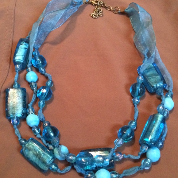 Chunky bead necklace