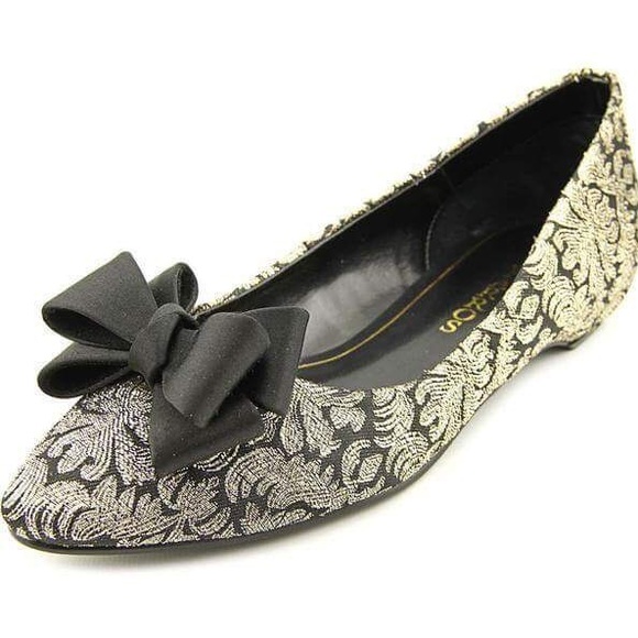 NIB Black Bow Golden Princess Flats