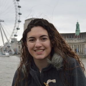 Meet your Posher, Selin