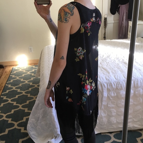 *SOLD* Xhilaration xs kimono - Picture 3 of 3