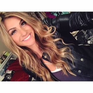 Meet your Posher, Terah