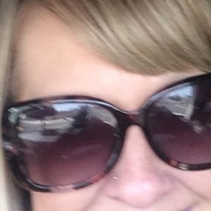 Meet your Posher, Colleen