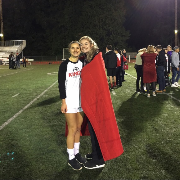 Meet your Posher, Hannah - Picture 1 of 1