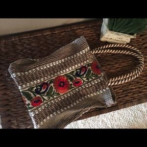 Adorable Catori Tote