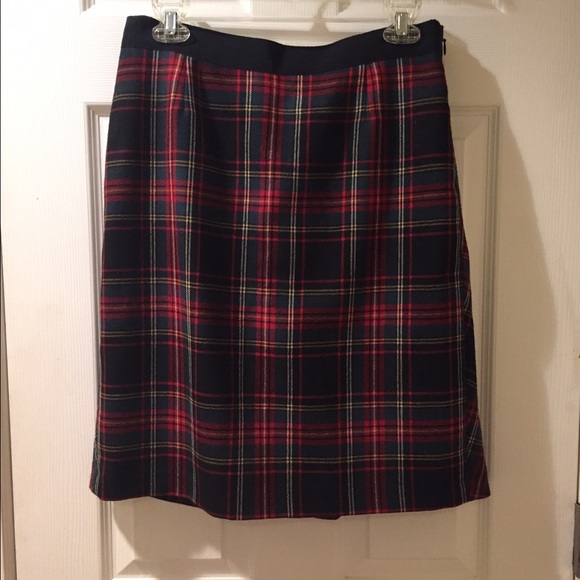 🎄 J Crew Plaid Pencil Skirt!!