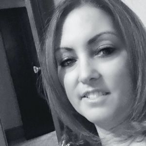 Meet your Posher, Jenn