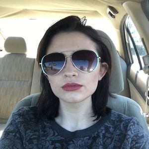 Meet your Posher, Allyson