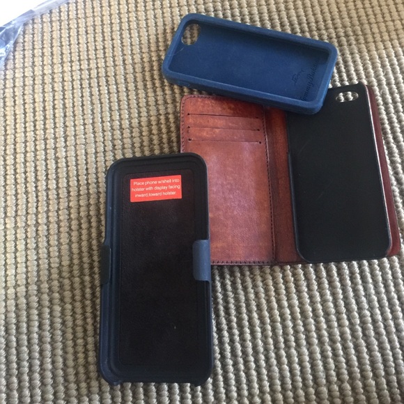Assorted iPhone cases - Picture 2 of 2