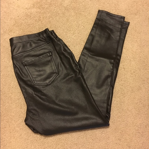 Faux leather jeggings