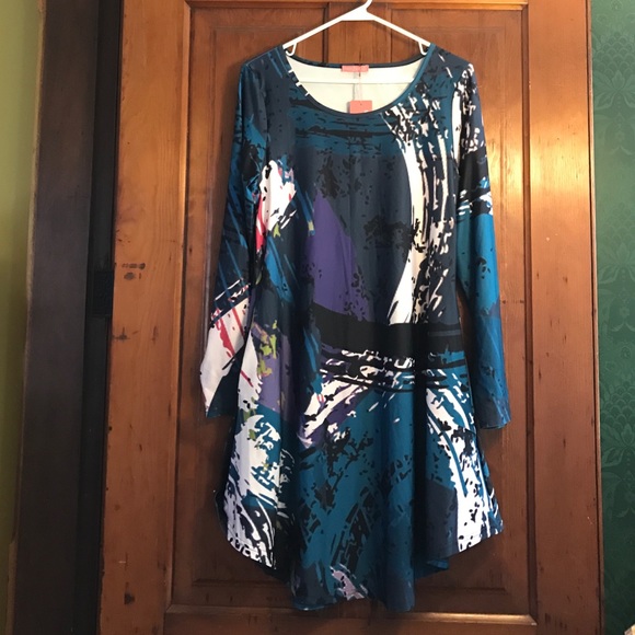 Black and Blue Abstract Swing Tunic NWT