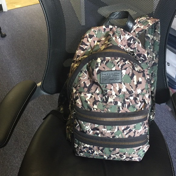 MARK JACOBS print backpack