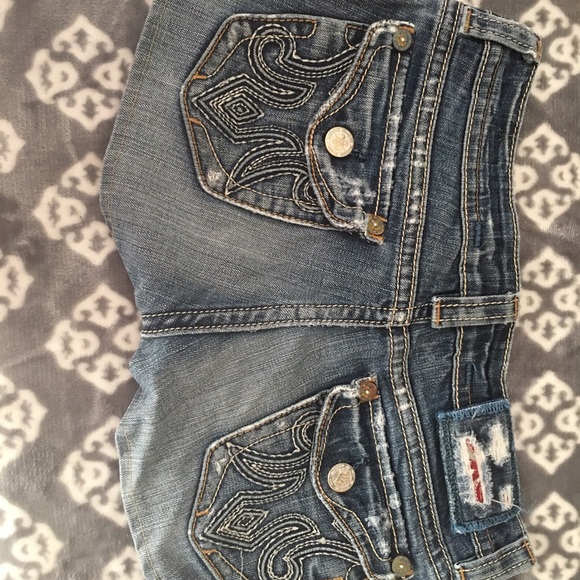 MEK shorts size 26/32