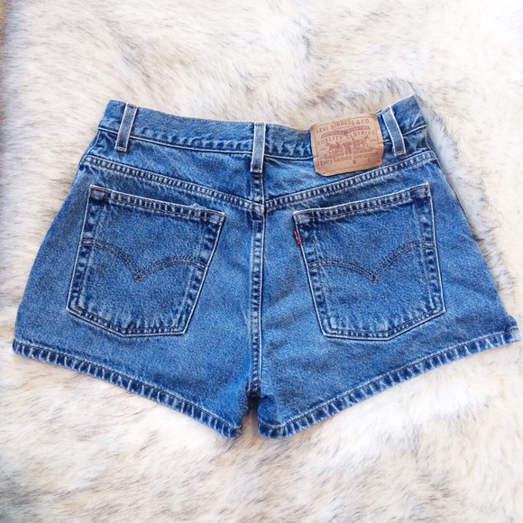 Levi's Pants - ❤️SOLD❤️ Levi's Vintage High Waisted Shorts 30