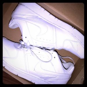 Nike Air Prestige II