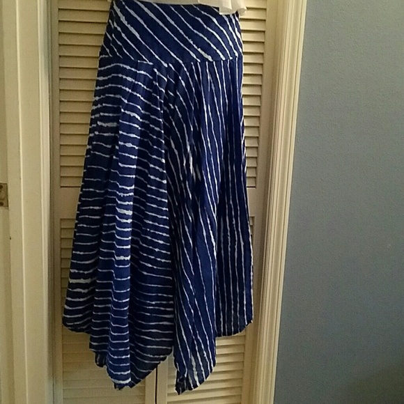 Handkerchief hem skirt