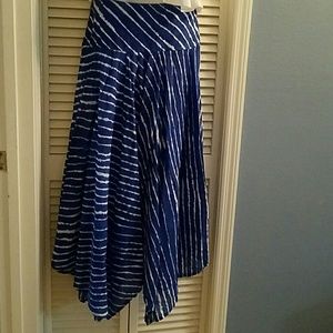 Handkerchief hem skirt