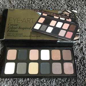 Laura Mercier palette