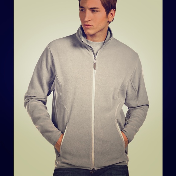 Antigua Outerwear