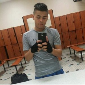 Meet your Posher, Carlos daniel